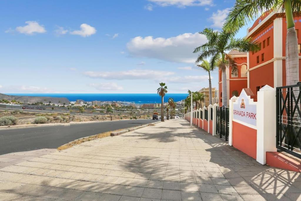 Luxury House Granada Park Villa Arona  Buitenkant foto