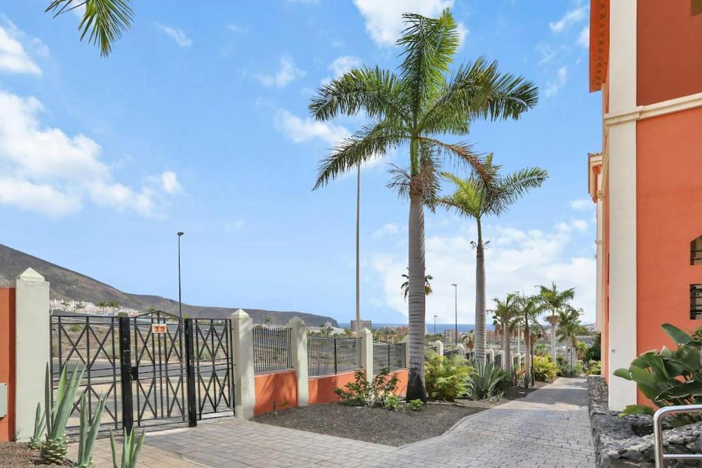 Luxury House Granada Park Villa Arona  Buitenkant foto